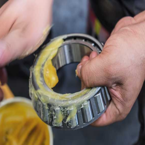 Grease vs. Oil: The Ultimate Guide to Understanding the Difference Between Lubricants and Grease