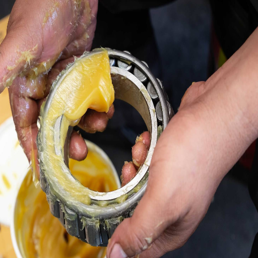 grease vs oil