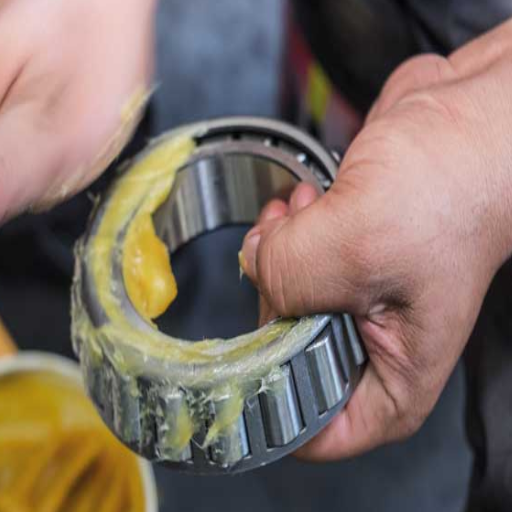is grease and oil the same thing